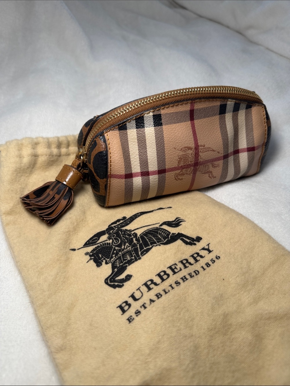 Burberry Haymark with Giraffe Print Cosmetic Tassel Zip Pouch